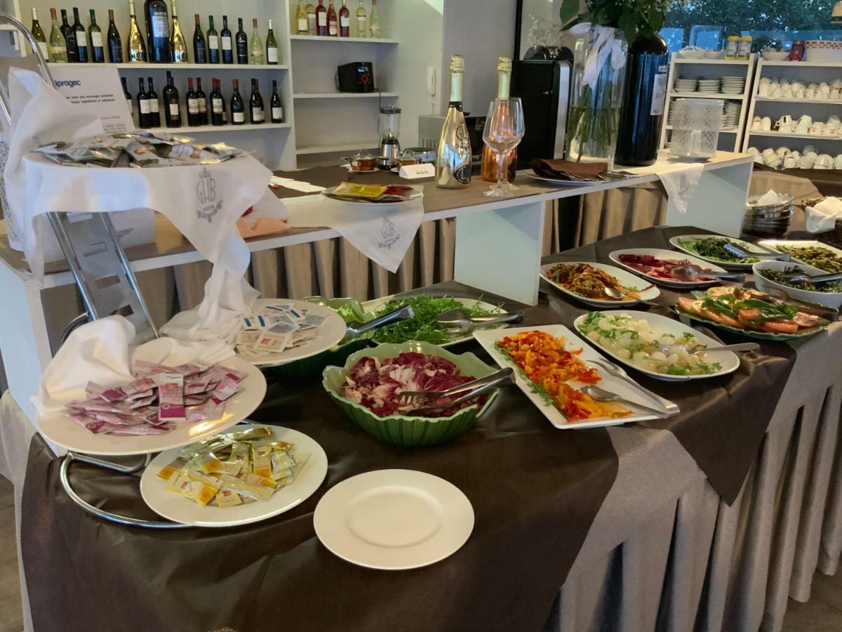 巴雷斯蒂尔利大酒店 Torre Melissa 外观 照片